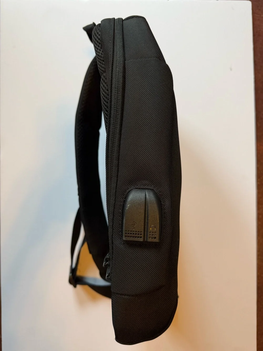SCHKLEIER SLING BAG BLACK CROSSBODY ANTI THEFT USB BACKPACK LAPTOP EUC